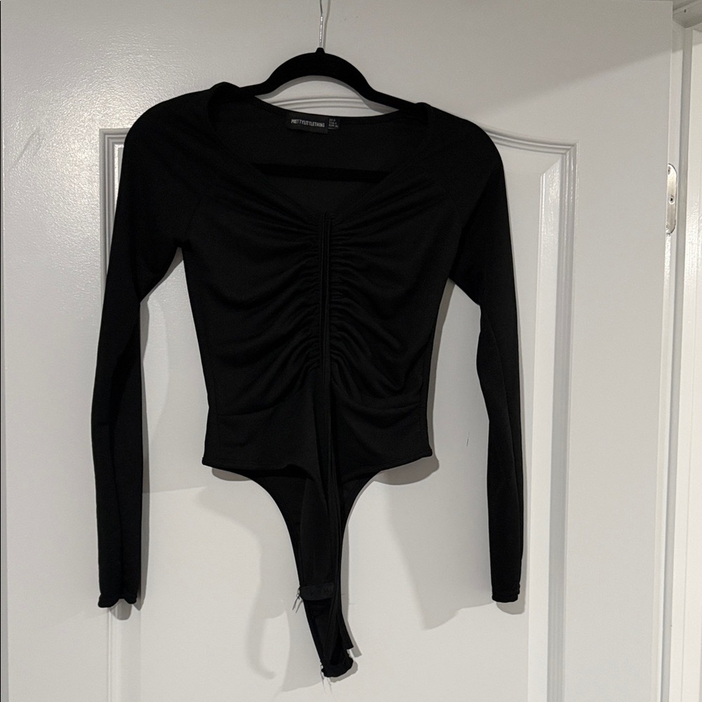 PrettyLittleThing Black Long Sleeve Bodysuit with Label Detail